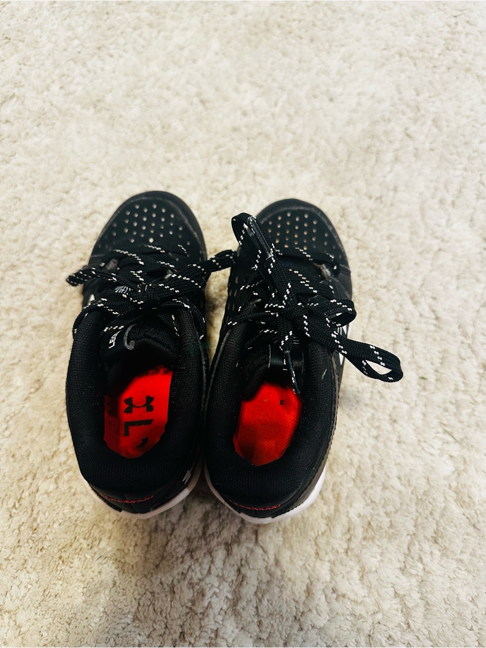 Little Boys black Under Armour size 11 baseball cleats